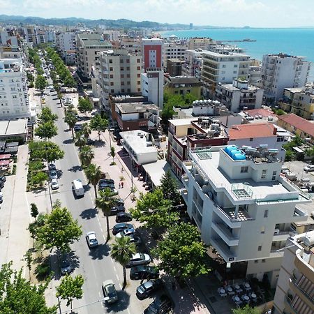 Hotel Vila Emes دراس المظهر الخارجي الصورة