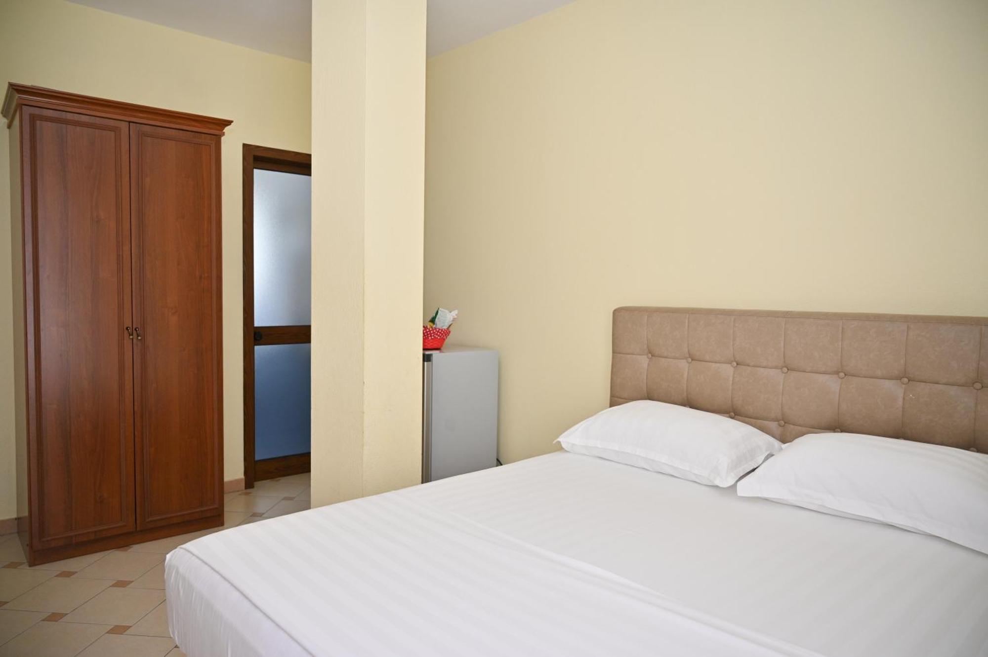 Hotel Vila Emes دراس الغرفة الصورة
