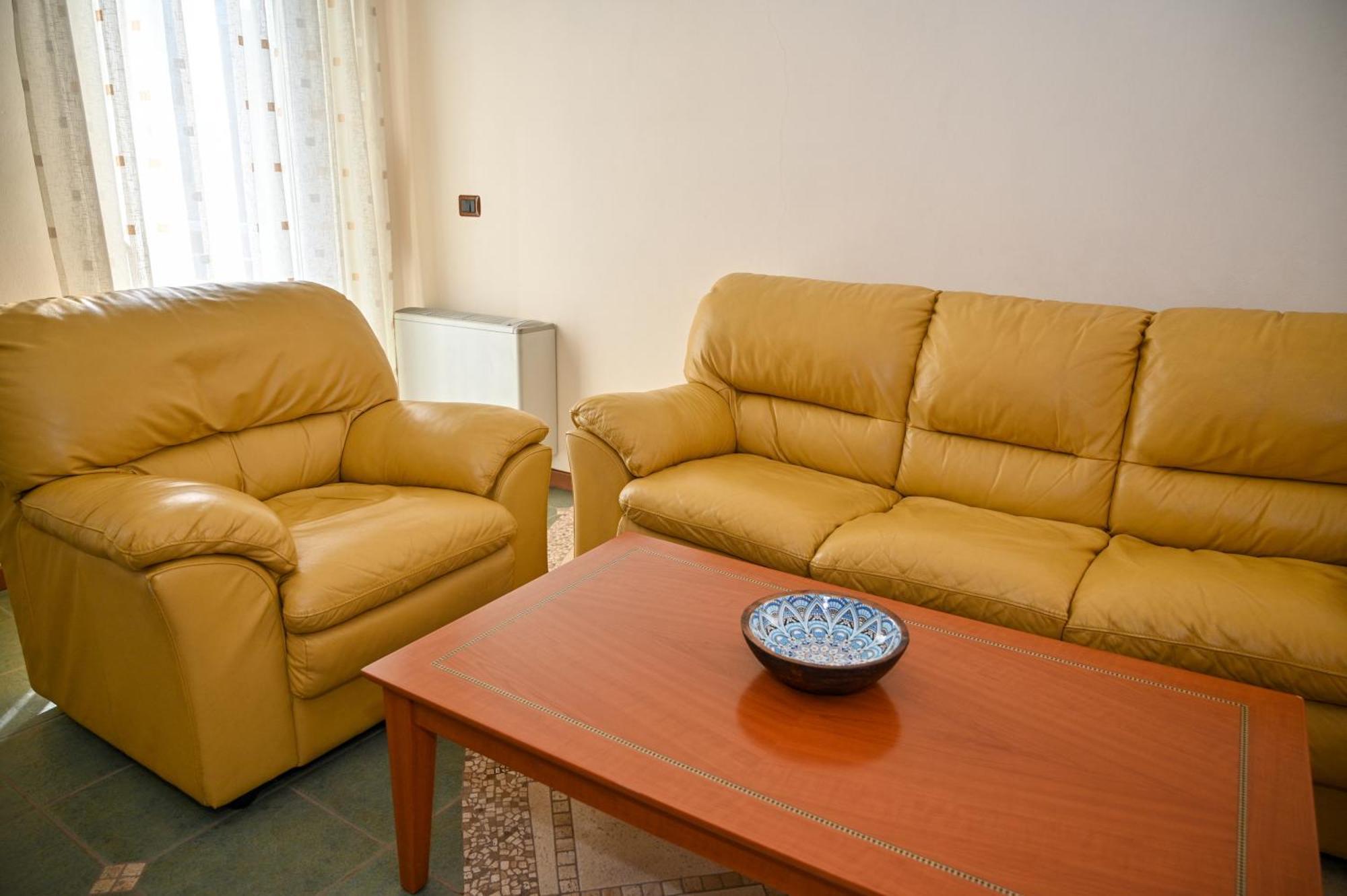 Hotel Vila Emes دراس الغرفة الصورة