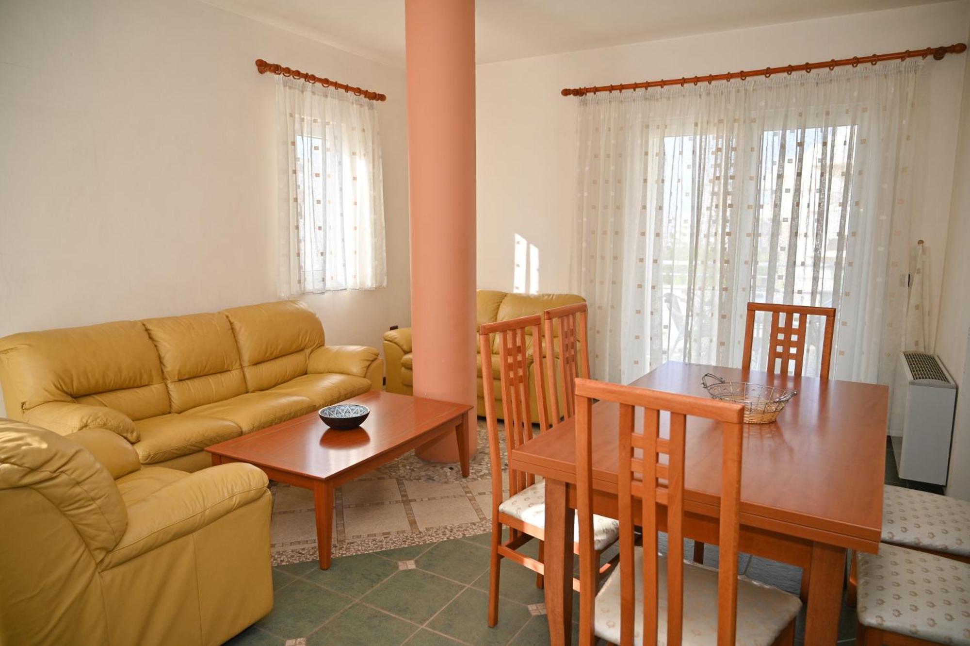 Hotel Vila Emes دراس المظهر الخارجي الصورة