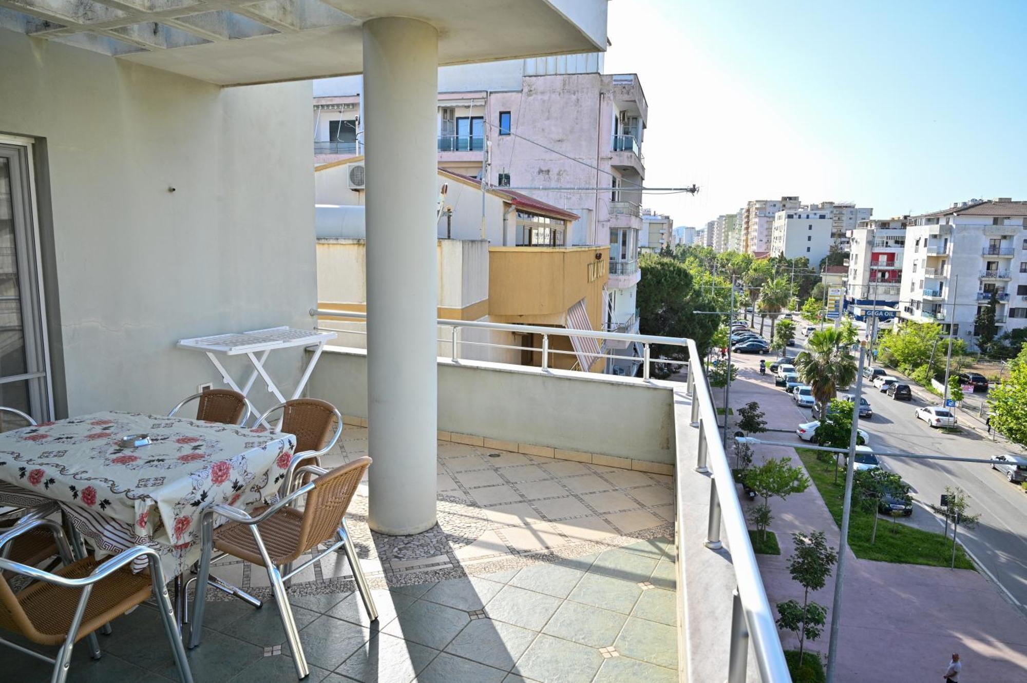 Hotel Vila Emes دراس المظهر الخارجي الصورة