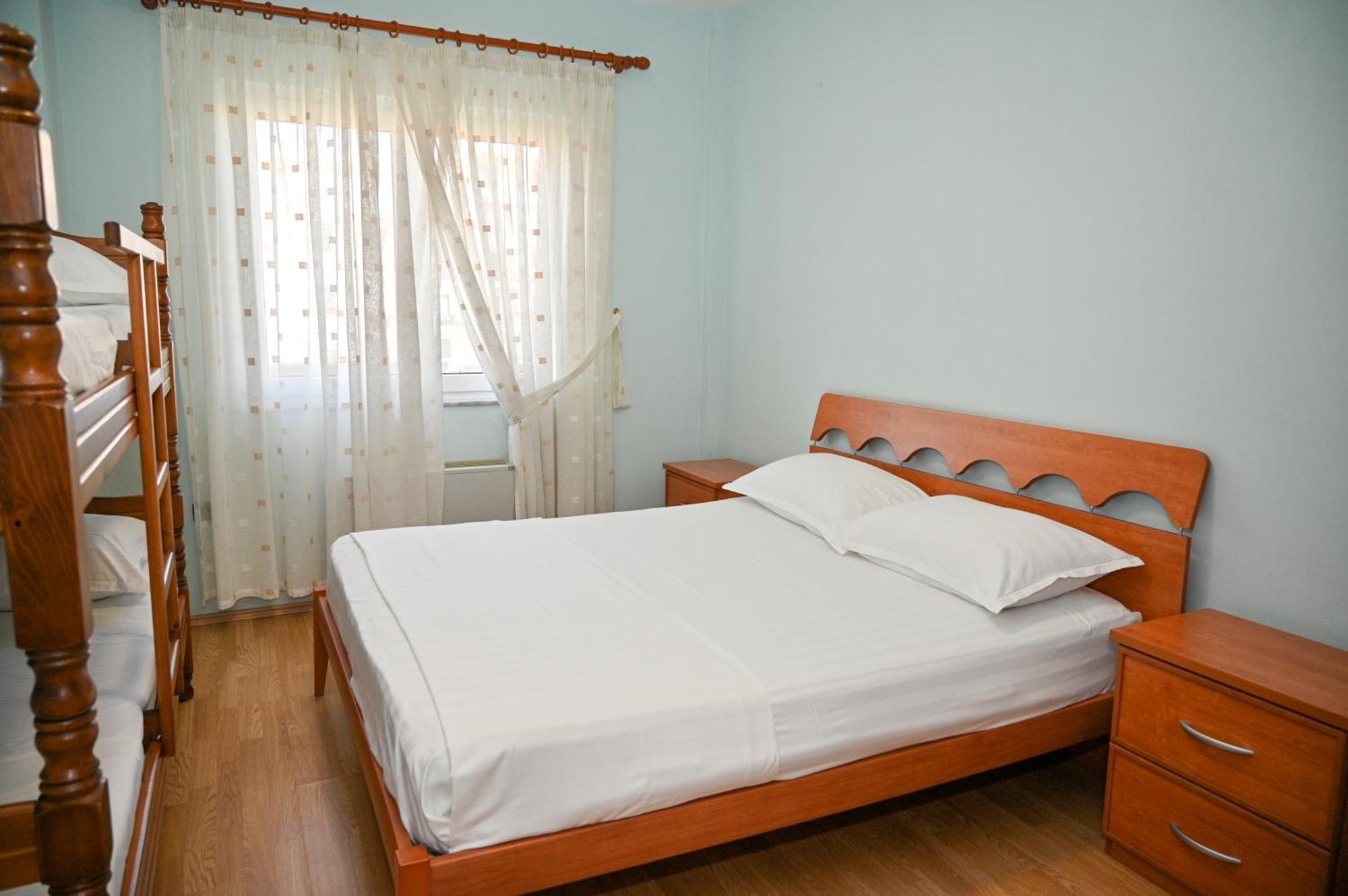 Hotel Vila Emes دراس المظهر الخارجي الصورة